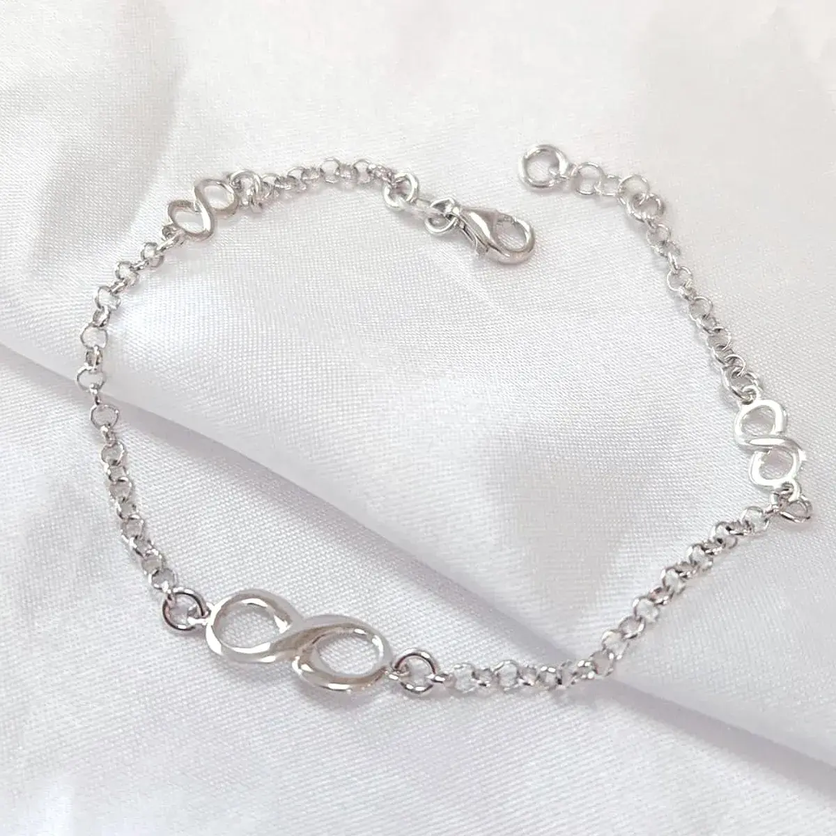 Infinity Link Bracelet