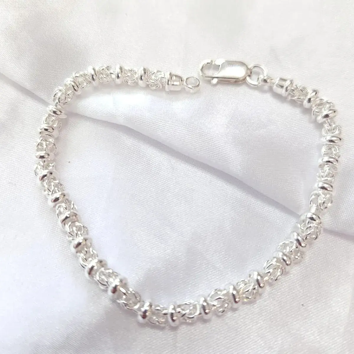Rosette Link Bracelet