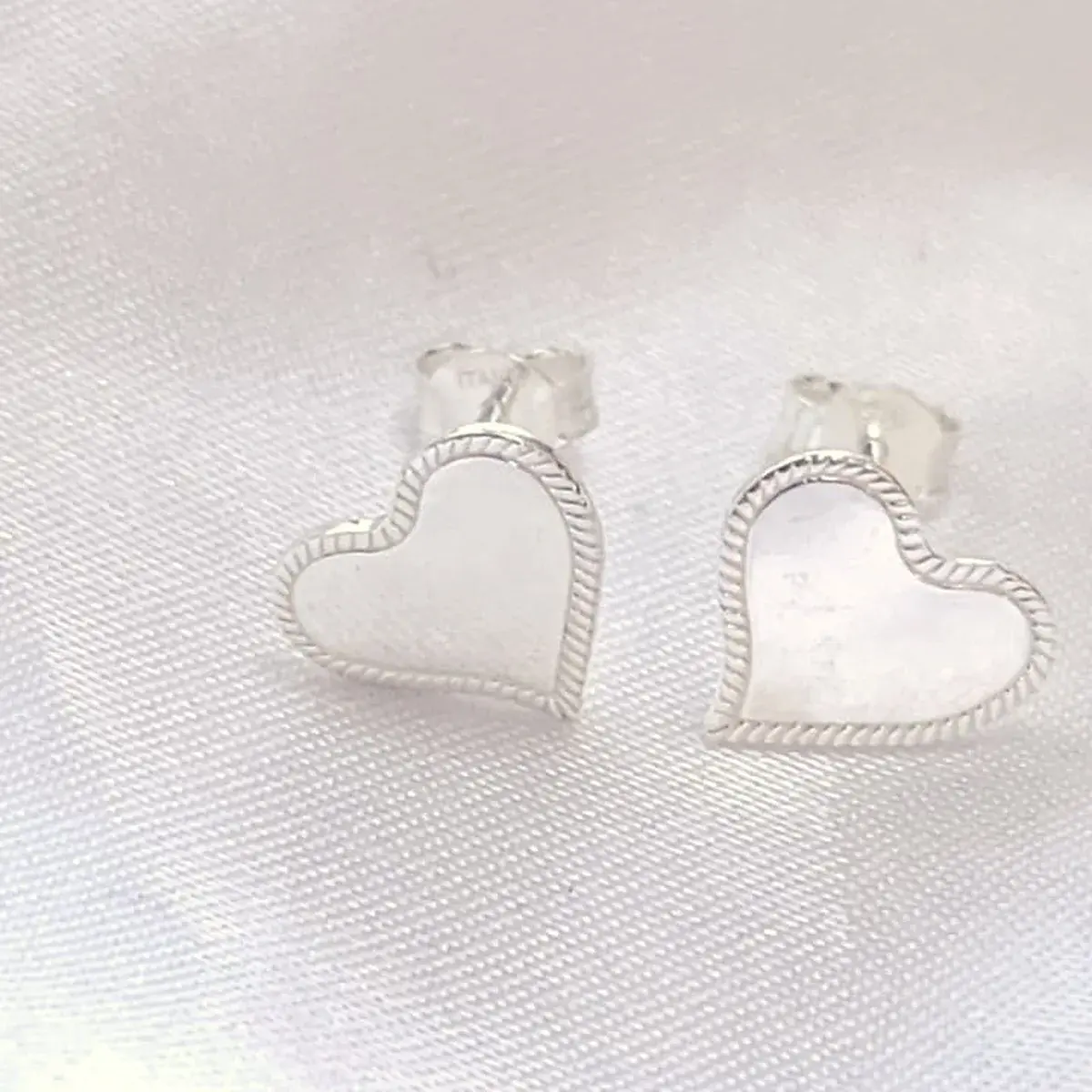 Heart Stud Earrings with Rope Edge