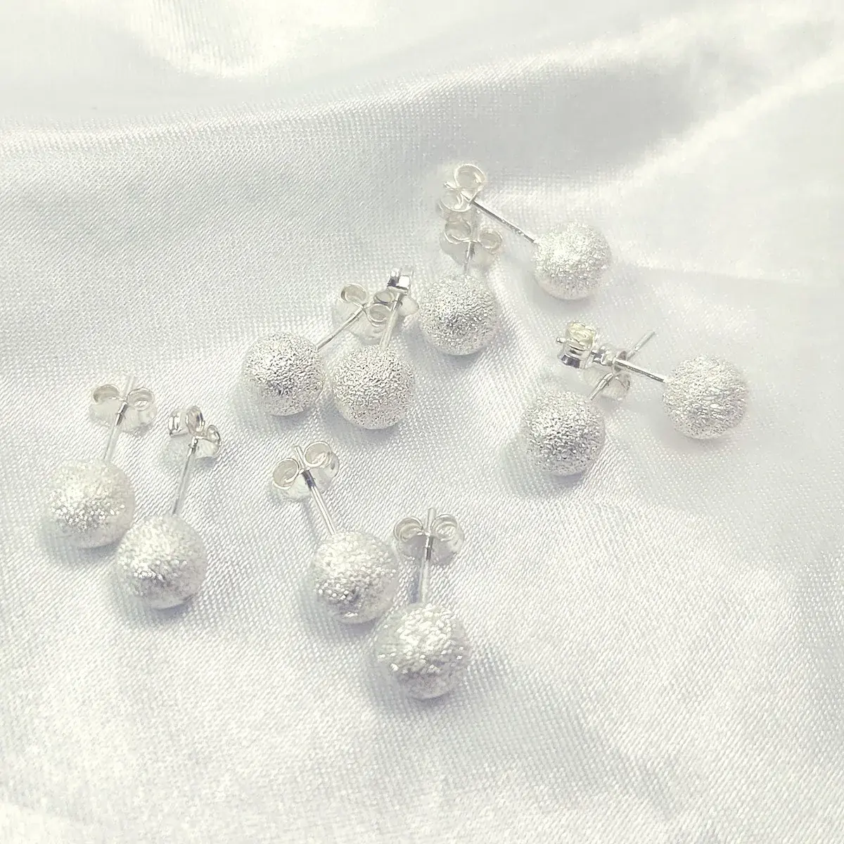 Stardust Ball Stud Earrings