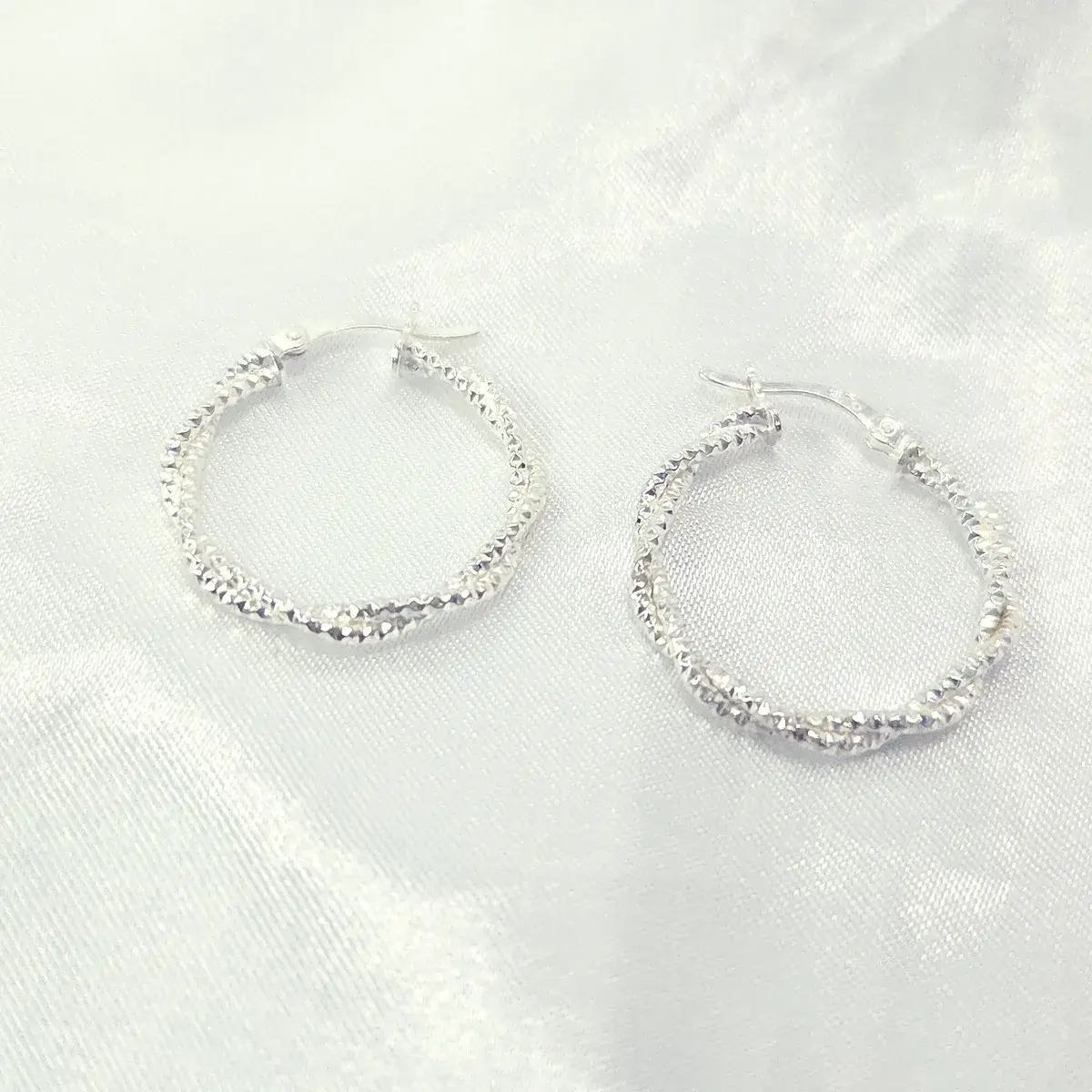 Twisted Diamond-Cut Hoop Earrings